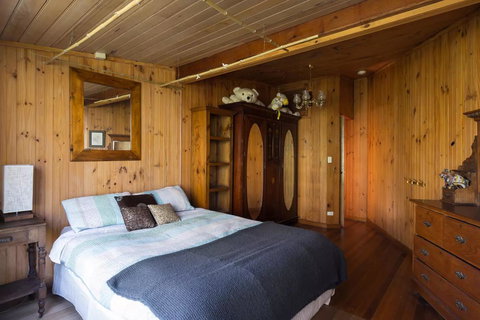 Kangaroo Manor - Kawana Tourism 17