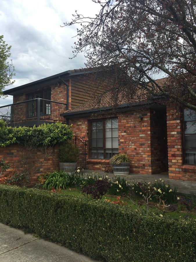 Armstrong VIC Kawana Tourism