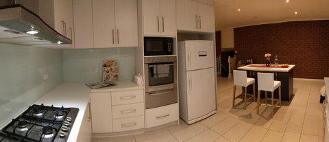 The Gallery Hours - Kawana Tourism 12