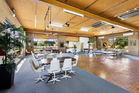 Lakeside Country Club - Kawana Tourism 9
