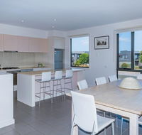 1 Sunset Place - Kawana Tourism