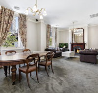 Hanna - Beyond a Room Private Apartments - Kawana Tourism