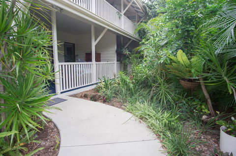 Debbie\'s Place - Kawana Tourism 13
