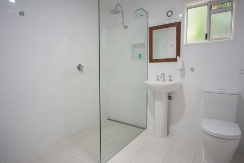 Debbie\'s Place - Kawana Tourism 16