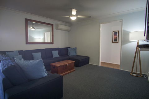 Debbie\'s Place - Kawana Tourism 7