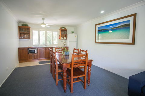 Debbie\'s Place - Kawana Tourism 28