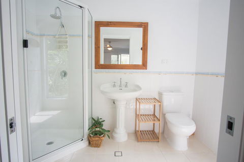 Debbie\'s Place - Kawana Tourism 10