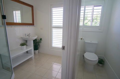 Debbie\'s Place - Kawana Tourism 30