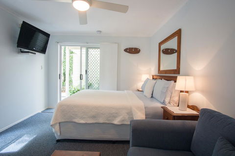 Debbie\'s Place - Kawana Tourism 11