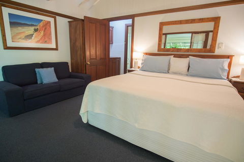 Debbie\'s Place - Kawana Tourism 37