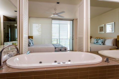 Plantation Resort At Rainbow - Kawana Tourism 7