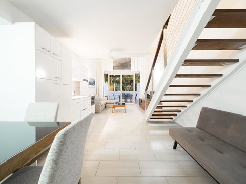 Drift Palm Cove - Kawana Tourism 4