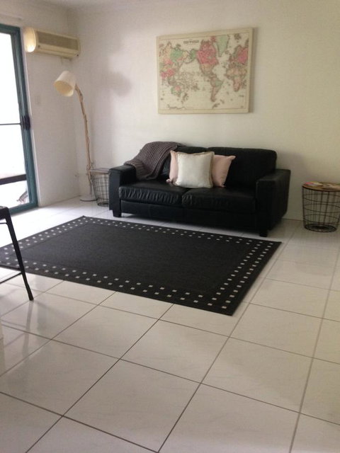 Chez Noosa Resort Motel - Kawana Tourism 28