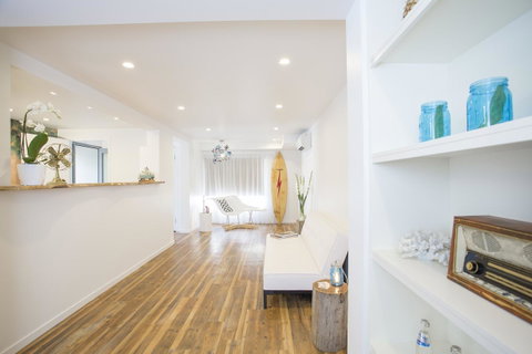 10 Hastings Street Motel - Kawana Tourism 12