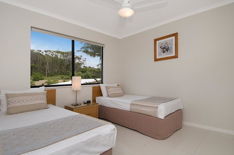 The Mirage Resort Alexandra Headland - Kawana Tourism 21