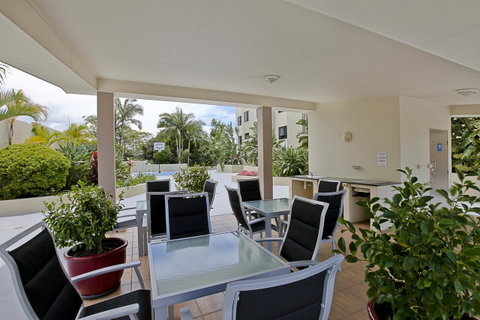 The Mirage Resort Alexandra Headland - Kawana Tourism 25
