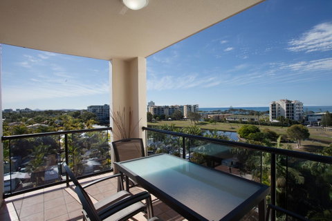 The Mirage Resort Alexandra Headland - Kawana Tourism 31