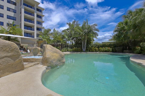 The Mirage Resort Alexandra Headland - Kawana Tourism 6