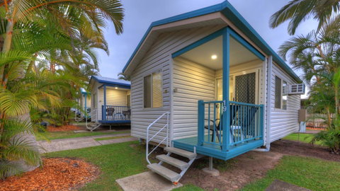 Alex Beach Cabins And Tourist Park - Kawana Tourism 35