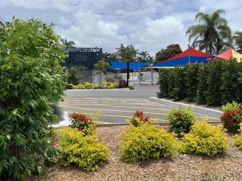 Alex Beach Cabins And Tourist Park - Kawana Tourism 5