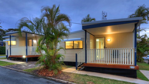 Alex Beach Cabins And Tourist Park - Kawana Tourism 25