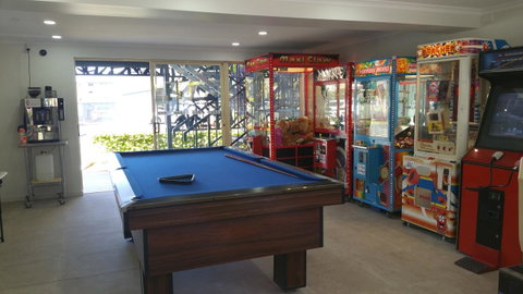 Alex Beach Cabins And Tourist Park - Kawana Tourism 14