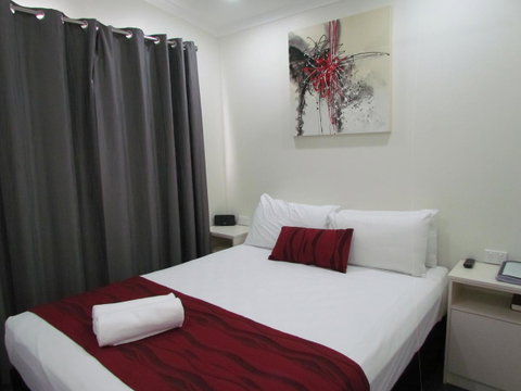 Alex Beach Cabins And Tourist Park - Kawana Tourism 38