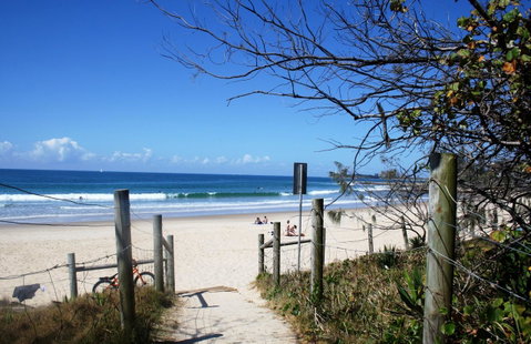 Alex Beach Cabins And Tourist Park - Kawana Tourism 13