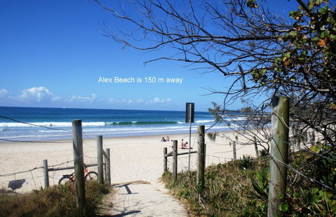 Alex Beach Cabins And Tourist Park - Kawana Tourism 16