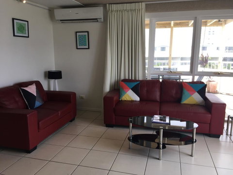 Northpoint Holiday Apartments - Kawana Tourism 4
