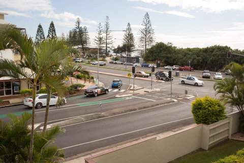 Northpoint Holiday Apartments - Kawana Tourism 20