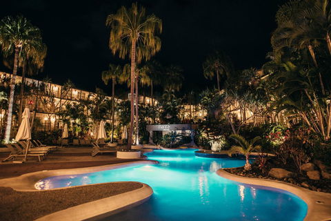 Mantra Club Croc - Kawana Tourism 9