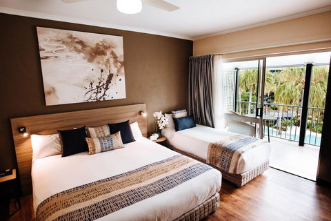 Mantra Club Croc - Kawana Tourism 27