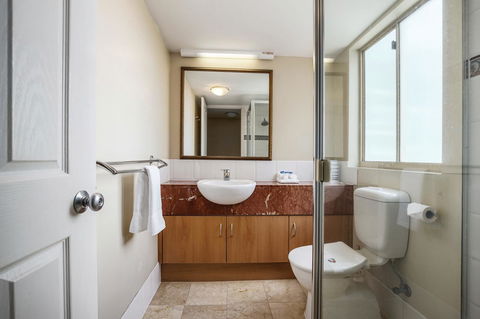 Landmark Resort - Kawana Tourism 10