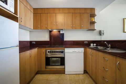 Landmark Resort - Kawana Tourism 31