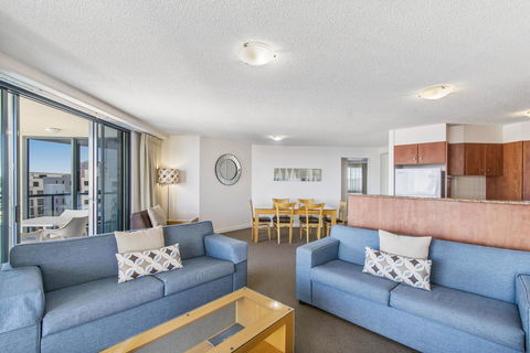 Mantra Mooloolaba Beach - Kawana Tourism 18