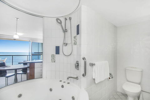 Mantra Mooloolaba Beach - Kawana Tourism 35
