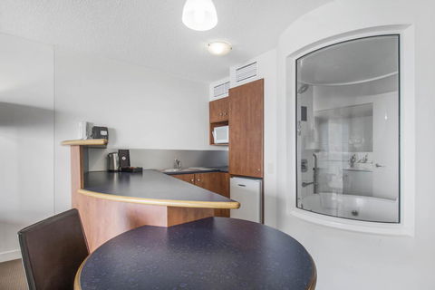 Mantra Mooloolaba Beach - Kawana Tourism 34