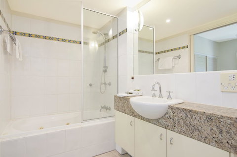 Mowbray By The Sea - Kawana Tourism 26