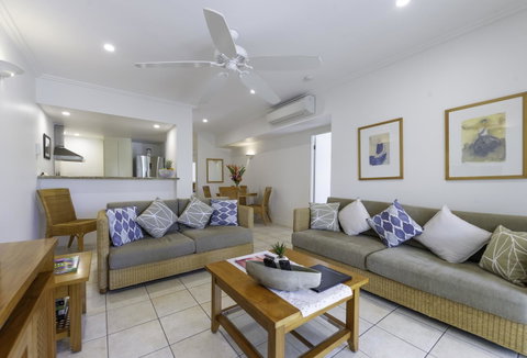 Mowbray By The Sea - Kawana Tourism 10