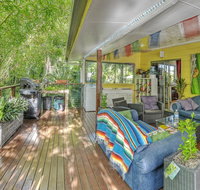 KiteSurf 1770 Beach House - Kawana Tourism