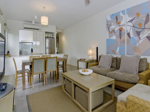 Beach Club Port Douglas Luxury Apartments - Kawana Tourism 2