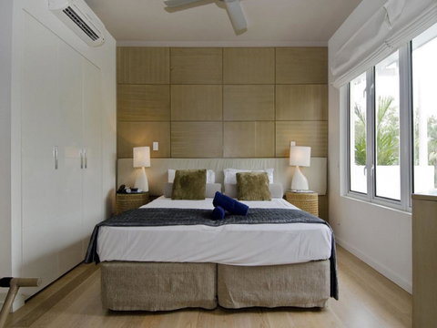 Beach Club Port Douglas Luxury Apartments - Kawana Tourism 9