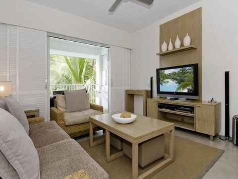 Beach Club Port Douglas Luxury Apartments - Kawana Tourism 3