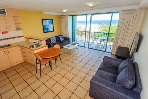 Grand Palais Boolarong Beachside Apartments - Kawana Tourism 31
