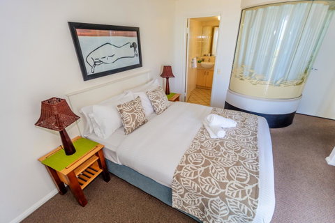 Grand Palais Boolarong Beachside Apartments - Kawana Tourism 33