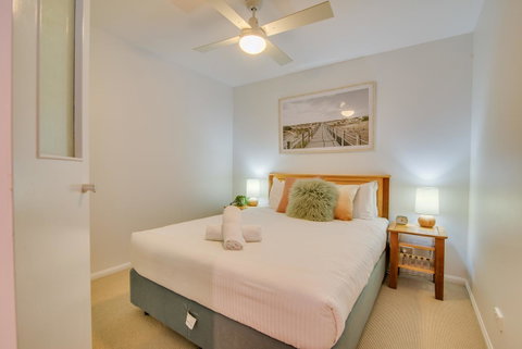 Grand Palais Boolarong Beachside Apartments - Kawana Tourism 4