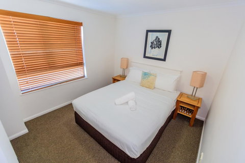 Grand Palais Boolarong Beachside Apartments - Kawana Tourism 27