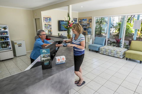 The Beach Motel Hervey Bay - Kawana Tourism 36