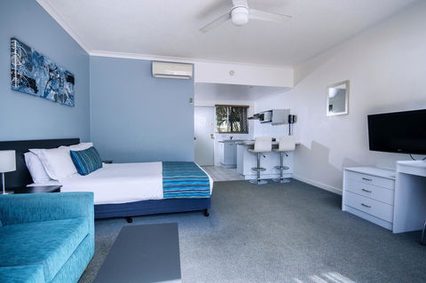 The Beach Motel Hervey Bay - Kawana Tourism 9